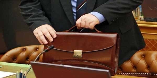 Yeni direktorlar işə nə vaxtdan başlayacaqlar?