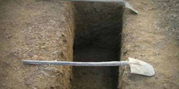 Azərbaycanda şok hadisə: Qəbiristanlıqda silah anbarı tapıldı