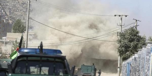 Taliban 8 polisi öldürdü