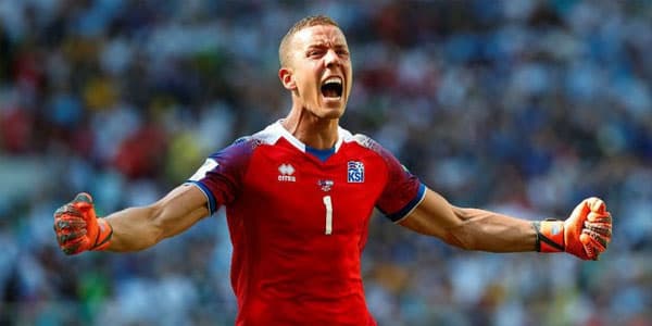 "Qarabağ" millinin qapıçısı ilə yollarını ayırdı