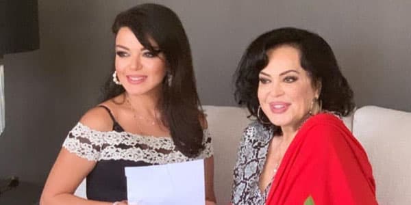 Ülviyyə Mahmudova Türkan Şorayla bir arada (FOTOLAR)