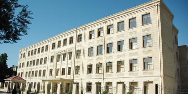 162 saylı məktəbin direktoru şagirdin ölümü ilə bağlı müraciət etdi