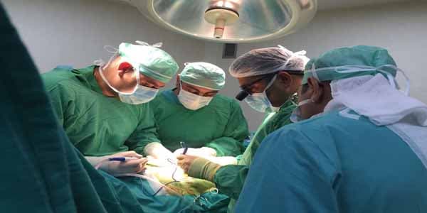 Bakıda qadın özəl klinikada əməliyyat zamanı öldü