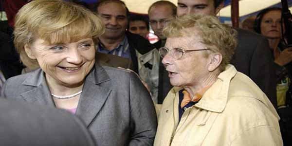Angela Merkelin 90 yaşlı anası öldü