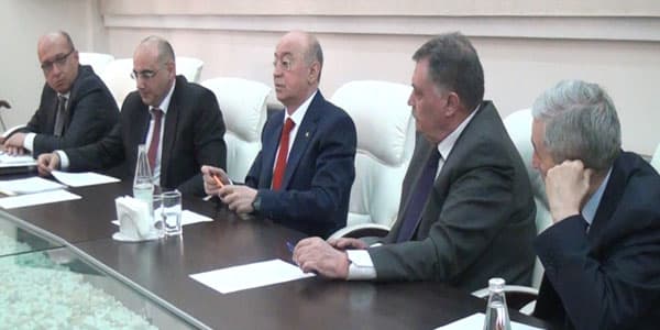 Kəmaləddin Heydərov Şamaxıda müşavirə keçirdi