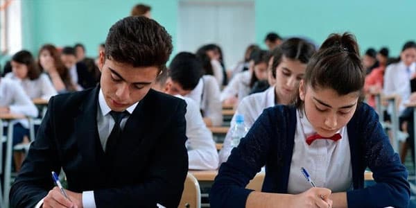 XI sinif şagirdləri üçün keçirilən buraxılış imtahanları başa çatdı