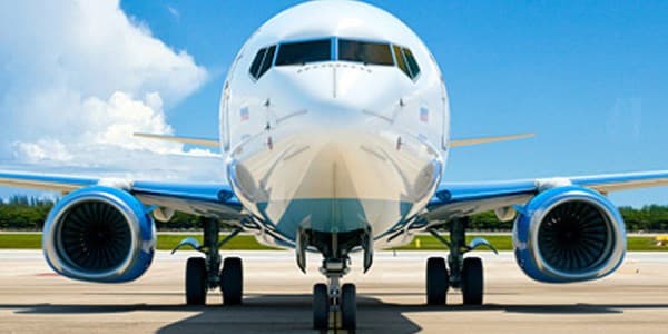 Tramp "Boeing 737 MAX"ın rebrendinqini təklif edib