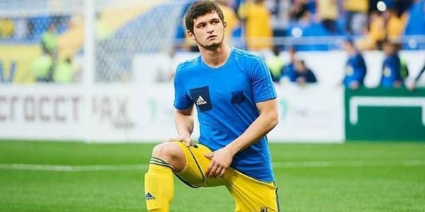 Azərbaycanlı futbolçu məhkəməyə düşməmək üçün 155 min ödədi