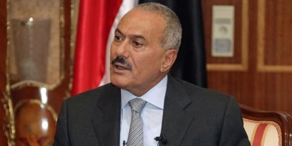 Türkiyə sabiq prezidentin mülklərinə həbs qoydu