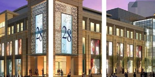Keçmiş məhkum "28 Mall"dan bahalı gödəkçəni geyinib, qaçdı