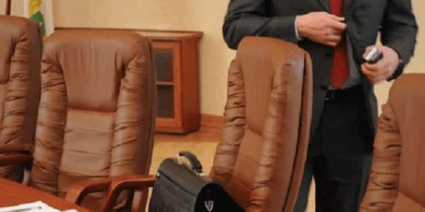 51 icra məmuru vəzifəsindən azad edilib (RƏSMİ)