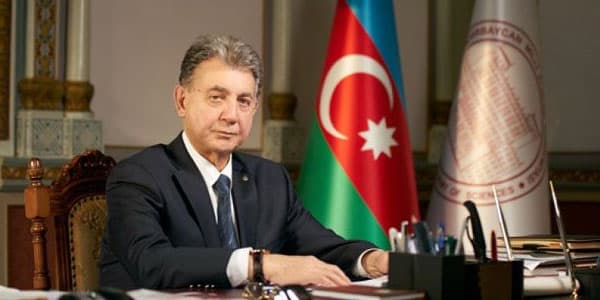 Akif Əlizadəyə görə AMEA-da istilik bərpa olundu: "Soyuq otaqda işləyə bilmirəm"