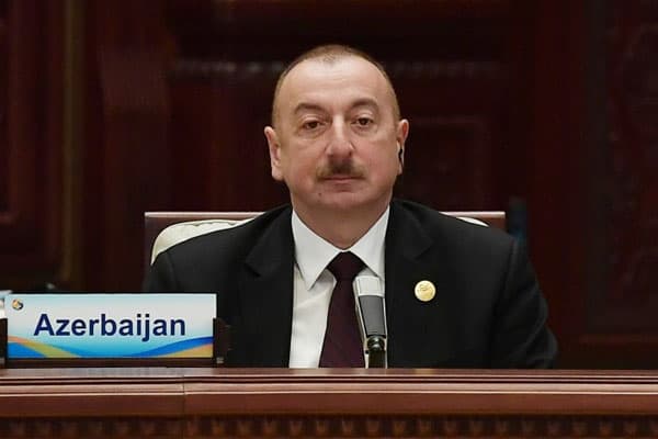 İlham Əliyev Pekində "Bir kəmər, bir yol" Forumunda iştirak edib (FOTOLAR)