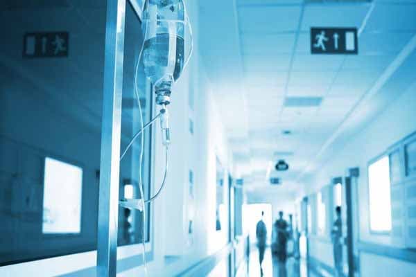 Bakıda klinikada uşaq dünyaya gətirən ana öldü