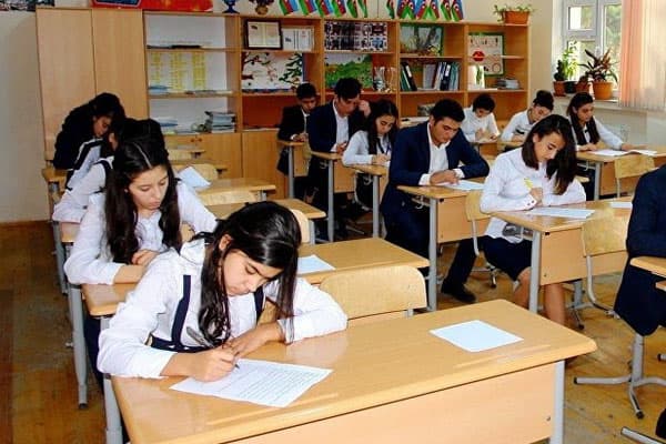 Təhsil Nazirliyi: "Dini fənnin keçirilməsi gündəmdə deyil"