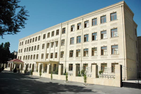 Sabahdan Bakıda məktəb seçiminə start verilir