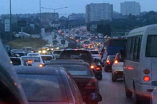 Bakı-Sumqayıt yolunda hərəkət mümkünsüz olub