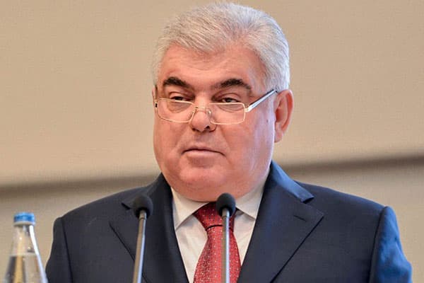 Ziya Məmmədovun qardaşının milyonluq əmlakları satışa çıxarıldı