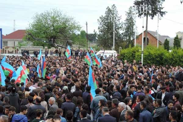 Heydər Əliyev Fondu Xaçmaz sakinləri üçün konsert proqramı təqdim edib (FOTO)