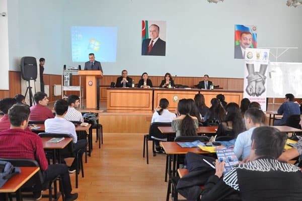 Cənub bölgəsində insan alverinə qarşı mübarizə mövzusunda tədbir keçirilib (FOTOLAR)
