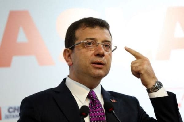 İmamoğlu qərarından sonra İstanbul bələdiyyəsi "çökür" (FOTO)
