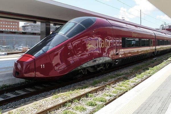 Bakıya ikimərtəbəli elektrik qatarları gətiriləcək
