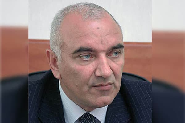 DİN-in sabiq idarə rəisinə qarşı dələduzluq edən şirkət rəhbəri həbs edildi