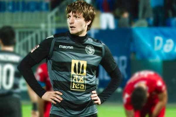 Millinin futbolçusu "Səbail"dən ayrıldı