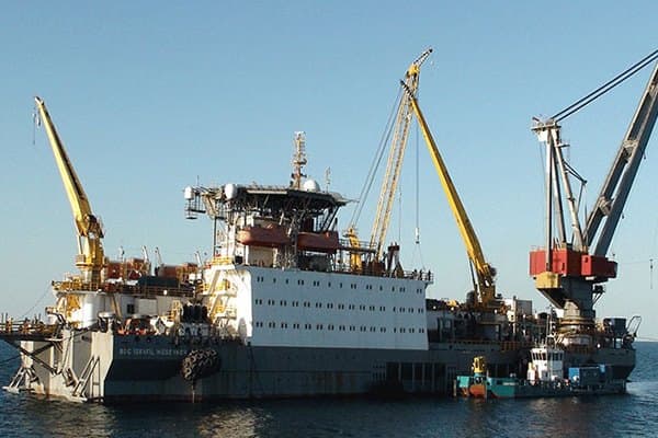 Gəmi yanğınında yaralananlardan biri vəfat etdi