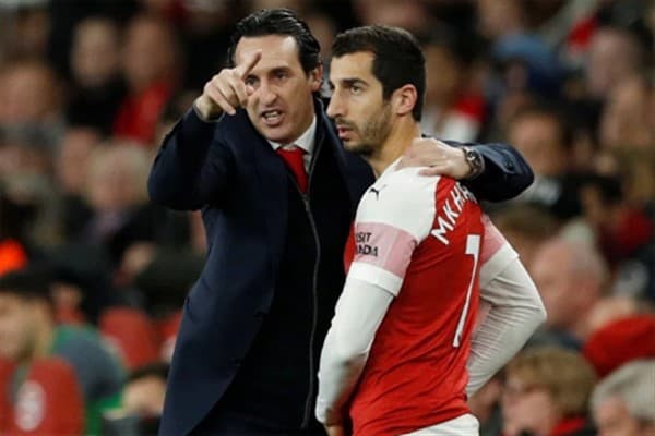 "Arsenal"ın baş məşqçisi: "Mxitaryanın Bakıda olması üçün çalışırıq"