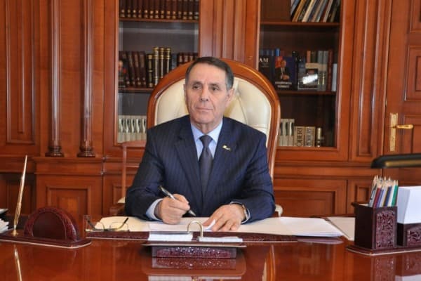 Baş nazirdən təhsillə bağlı qərar