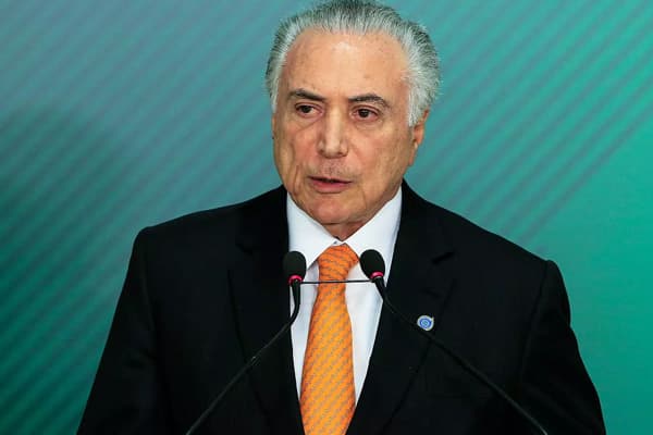 Sabiq prezident azadlıqda