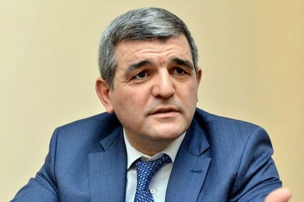 Deputatdan Avtovağzaldakı ödənişlərə etiraz