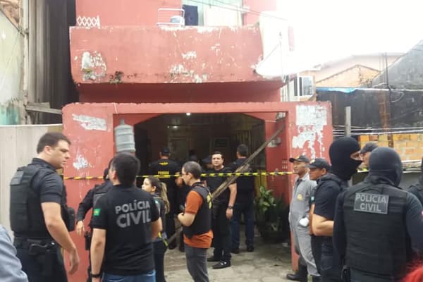 Gecə klubuna silahlı hücum: 11 nəfər qətlə yetirildi