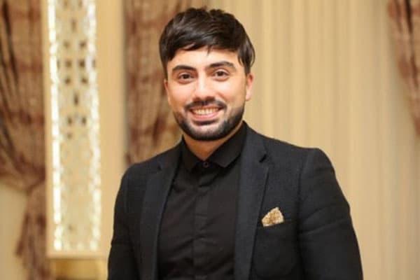 Müğənni Kərim Abbasovu döyən şəxsin kimliyi müəyyənləşdi