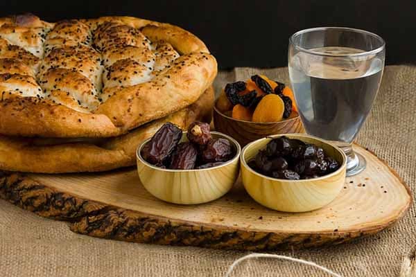 Ramazanın 20-ci gününün duası: İmsak və iftar vaxtı