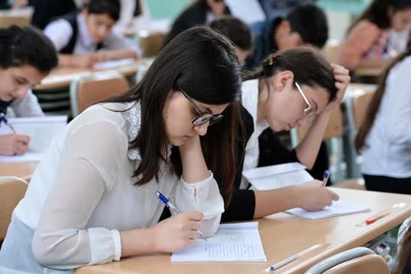 Son illərin ən pis göstəricisi: Builki yaz qəbul imtahanlarında 700 bal toplayan olmadı