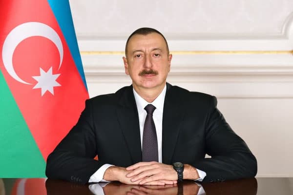 İlham Əliyev Ramazan bayramı münasibətilə Azərbaycan xalqını təbrik edib