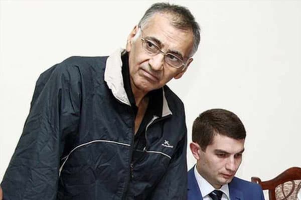 Dilqəm Əsgərov baba oldu: adını Dilqəm qoydular (FOTO)