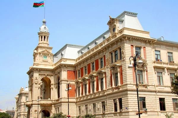 Bakı və qəsəbələrdə təhsil müəssisələrinin tikintisi və təmirinə 40 milyon manat ayrıldı