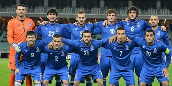 "AFFA üz tutsun Miribiş pirinə...Futbolçularımız üçün 11 cüt qaloş versinlər" - REPLİKA