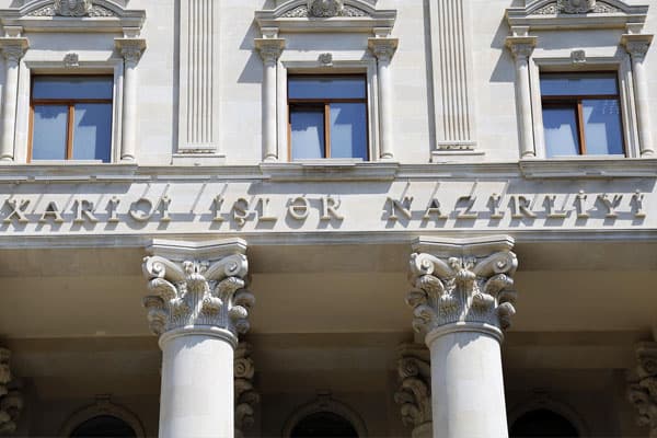 XİN Fransa məhkəməsinin separatçılarla bağlı qərarını alqışlayıb