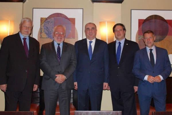 XİN rəhbəri Vaşinqtonda həmsədrlərlə görüşüb
