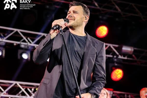 Emin Ağalarov Azərbaycanda radio və TV açmaq istəyir