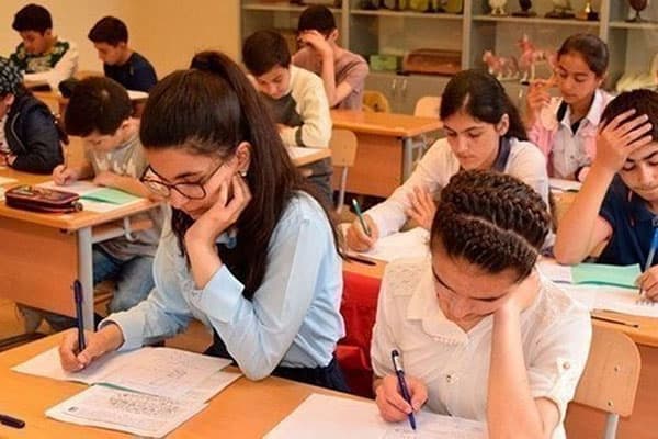 Məktəblərdə yüksək qiymətlər şişirdilib (HESABAT)