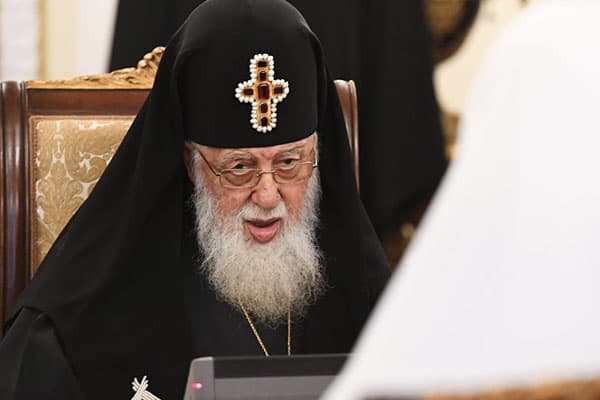 Gürcüstanda gərginlik səngimir: II İliya xalqa müraciət etdi