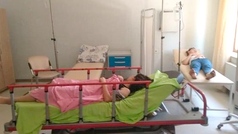 Lənkəran universitetində hava çatışmazlığı: 7 tələbə qız xəstəxanalıq oldu