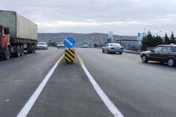 Azərbaycanda yol hərəkətinin nizamlanması üçün iki yeni nişan yaradılır