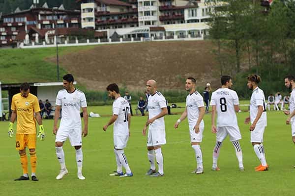 "Qarabağ" rumınlarla bərabərə qaldı