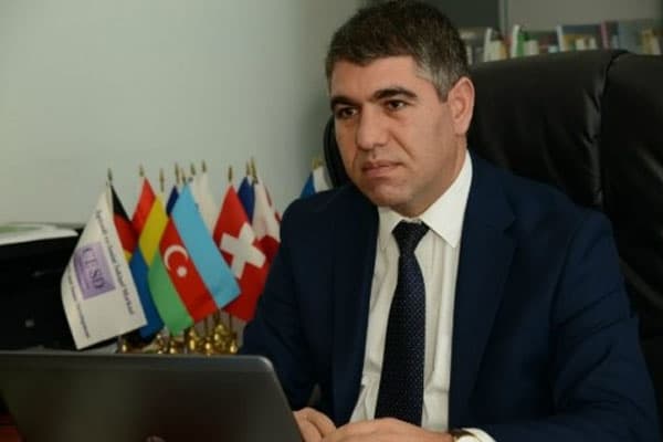 Ekspertdən aylıq sosial ödənişin məbləği ilə bağlı təklif